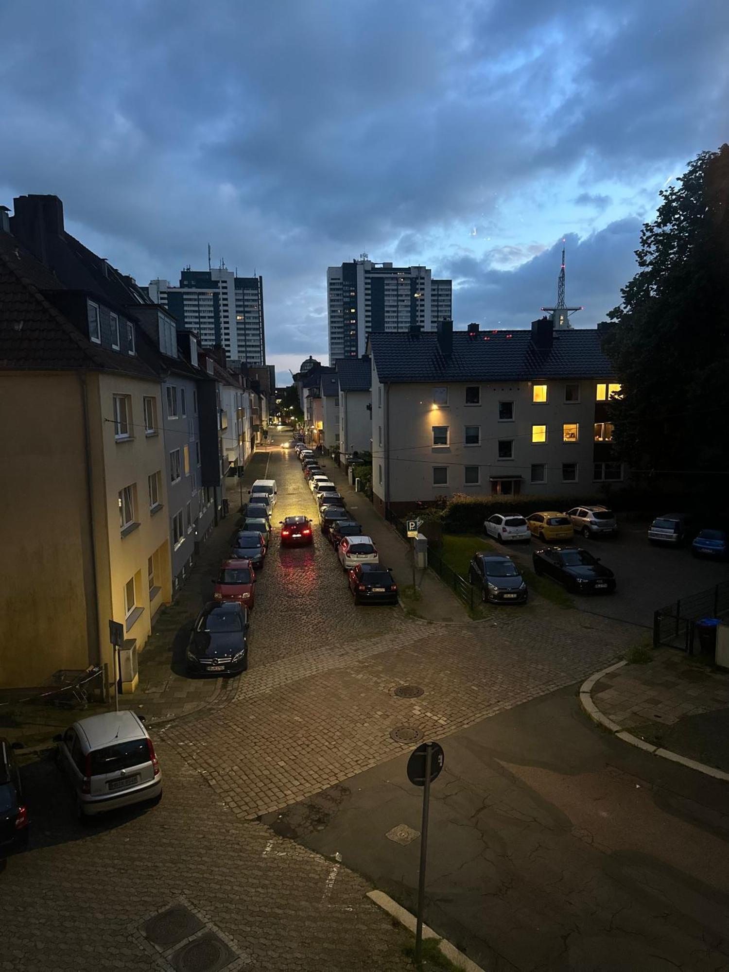 Fewo Am Deich 1 Zentral Mit Stadtblick Und Kontaktloser Check In Bremerhaven Esterno foto